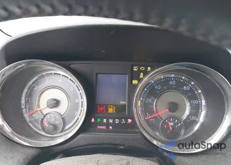 2013 Chrysler Town & Country Touring z USA, uszkodzony, nr VIN 2C4RC1BG9DR756288